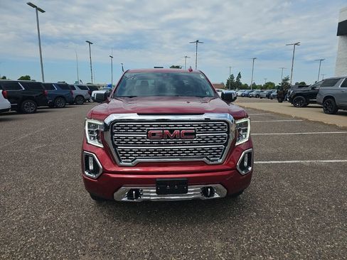 Used 2022 GMC Sierra 1500 Denali w/ Denali Premium Package AWD/4WD image 2