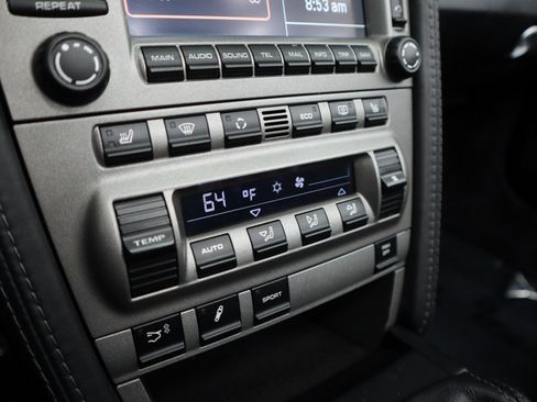 Used 2005 Porsche 911 Carrera S image 21