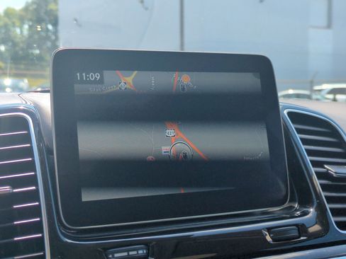 Certified 2018 Mercedes-Benz GLS 450 4MATIC image 24