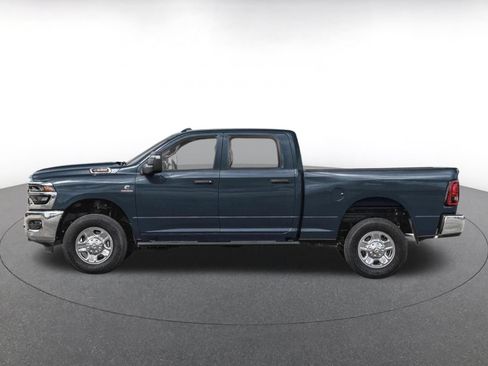 Used 2025 RAM 2500 Big Horn AWD/4WD image 3