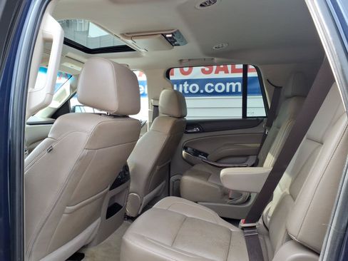 Used 2017 GMC Yukon SLT w/ Open Road Package AWD/4WD image 14