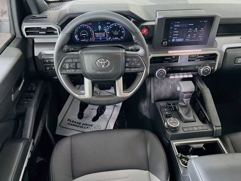 Certified 2026 Toyota Tacoma TRD Off-Road AWD/4WD image 19