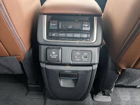 Used 2023 Subaru Ascent Touring AWD/4WD image 22