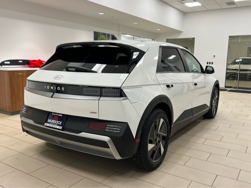 New 2026 Hyundai Ioniq 5 SEL image 8