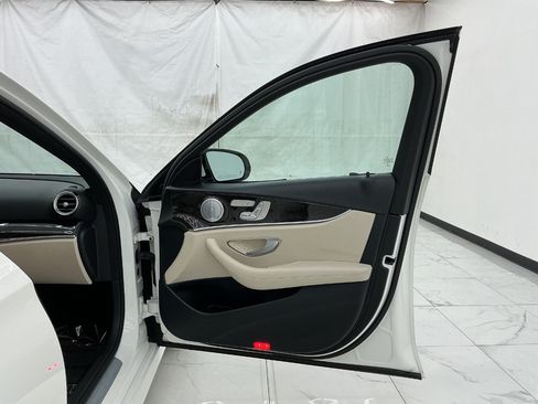 Used 2019 Mercedes-Benz E 300 w/ Premium 1 Package image 19