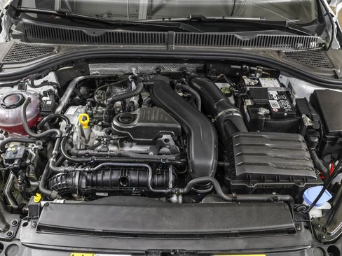 Used 2025 Volkswagen Jetta SE w/ Sunroof Package FWD image 49