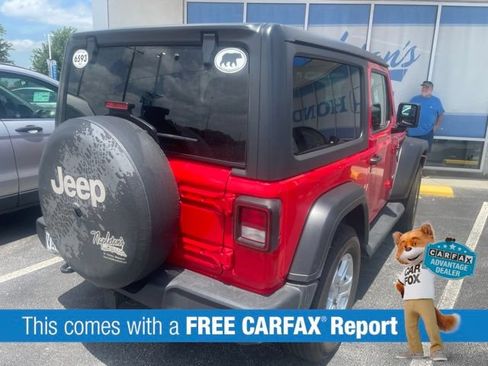 Used 2019 Jeep Wrangler Sport AWD/4WD image 2