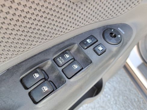 Used 2007 Hyundai Tucson SE image 14