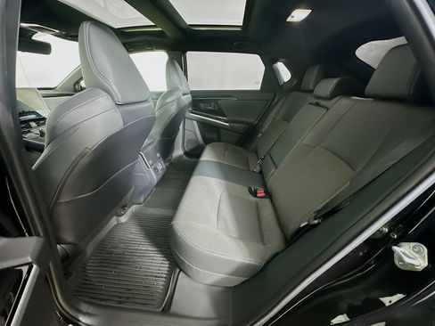 Used 2023 Toyota bZ4X XLE w/ Weather Package image 28