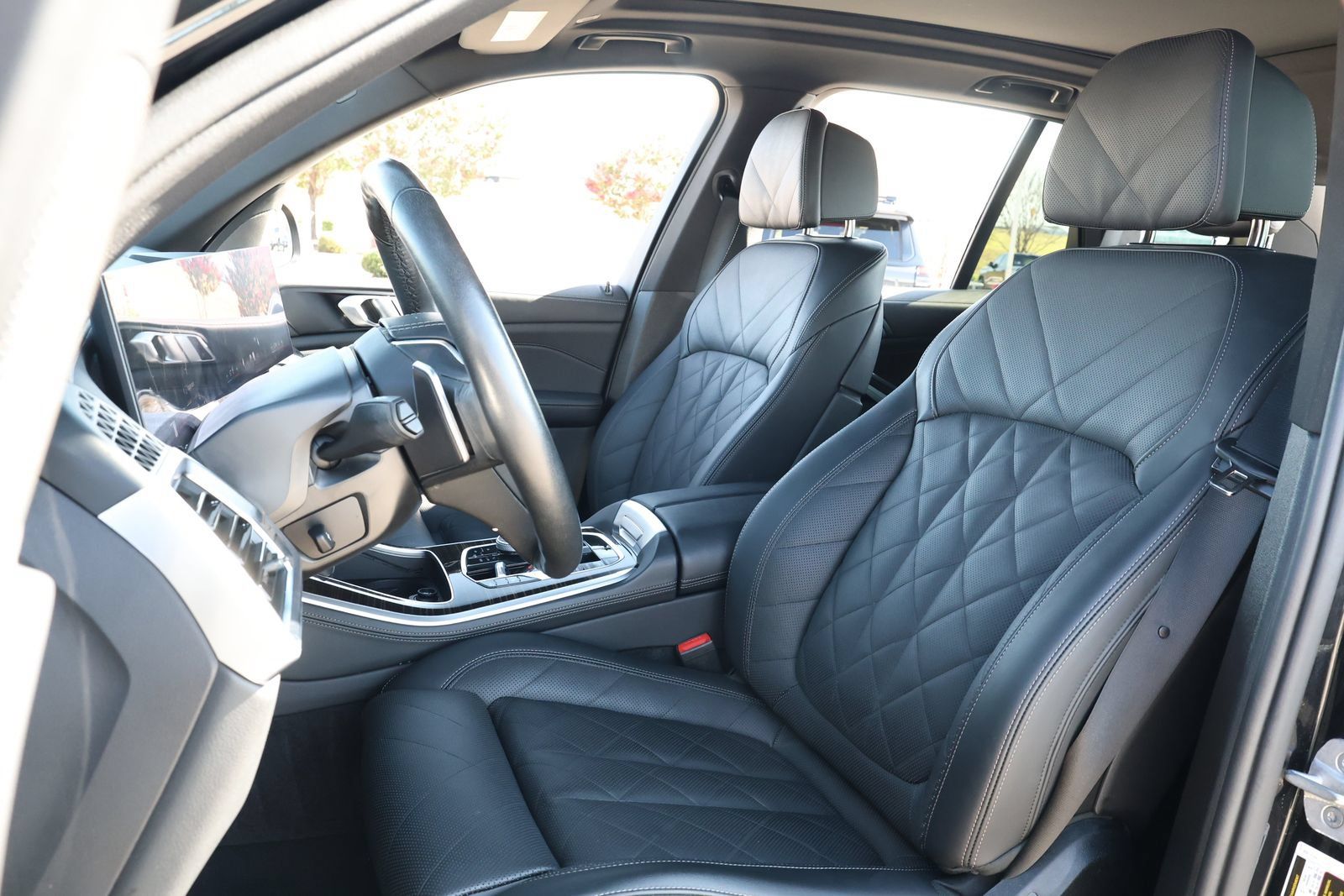 Used 2025 BMW X5 xDrive40i AWD/4WD image 31