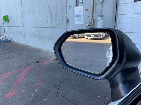 Used 2025 Toyota Camry LE image 18