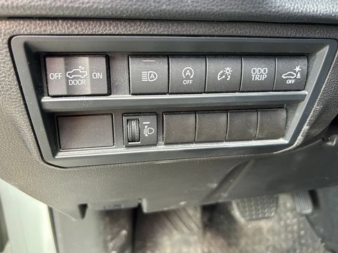 Used 2024 Toyota Tundra SR5 w/ SR5 Convenience Package RWD image 17