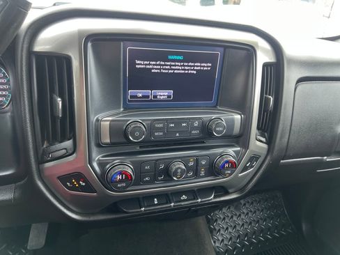 Used 2018 Chevrolet Silverado 1500 LT w/ All Star Edition image 15