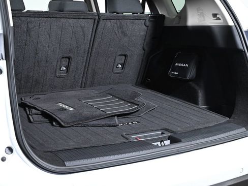 Certified 2025 Nissan Rogue S image 28