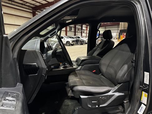 Used 2019 Ford F150 XLT w/ Equipment Group 302A Luxury RWD image 12