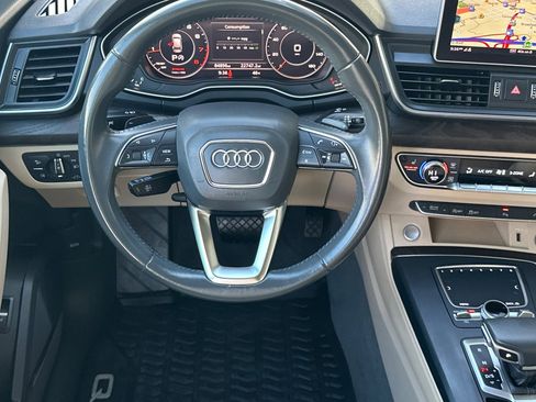 Used 2019 Audi Q5 2.0T Premium Plus w/ Premium Plus Package image 11