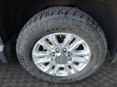 Used 2020 GMC Sierra 2500 Denali w/ Denali Ultimate Package AWD/4WD image 12