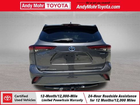 Certified 2021 Toyota Highlander Limited AWD/4WD image 7