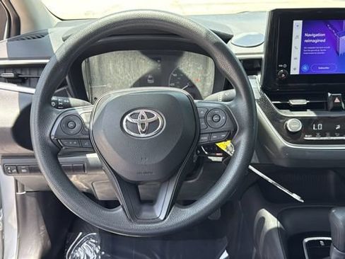 Used 2024 Toyota Corolla LE FWD image 19
