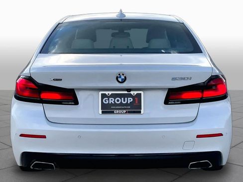 Used 2022 BMW 530i xDrive AWD/4WD image 5
