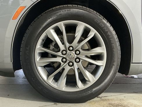 Used 2024 Buick Enclave Avenir w/ Avenir Technology Package AWD/4WD image 13