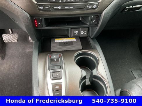 Used 2023 Honda Passport TrailSport image 37