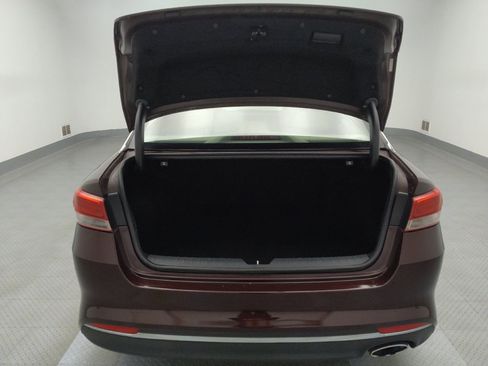 Used 2016 Kia Optima LX image 29