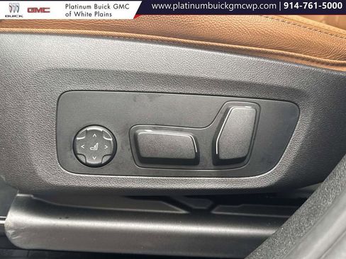 Used 2024 BMW X3 xDrive30i w/ Premium Package image 19