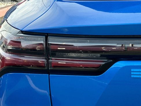 Used 2025 Chevrolet Equinox EV LT w/ Convenience Package image 45