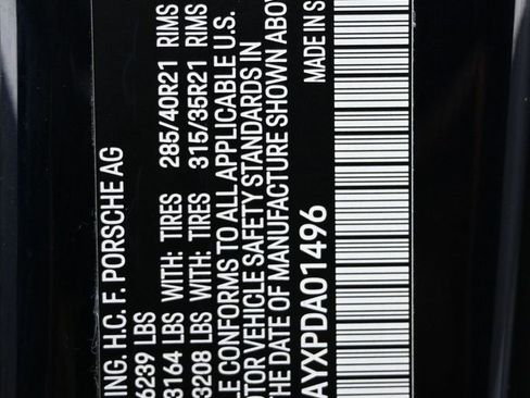 Used 2023 Porsche Cayenne Platinum Edition image 48