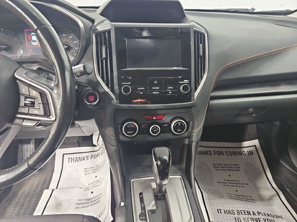 Used 2020 Subaru Crosstrek 2.0i Premium w/ Moonroof Package 2 AWD/4WD image 18