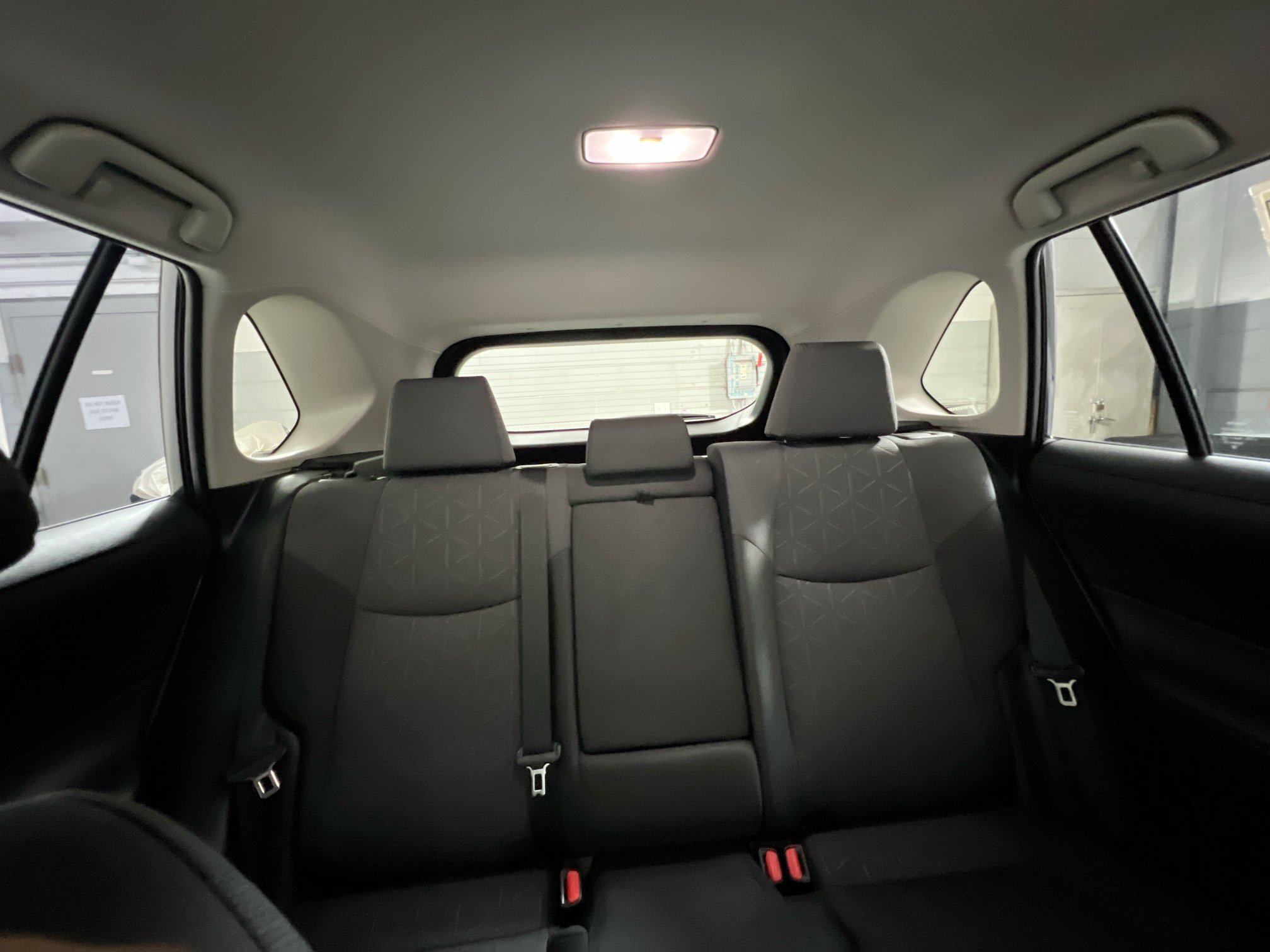 Used 2025 Toyota RAV4 XLE AWD/4WD image 33