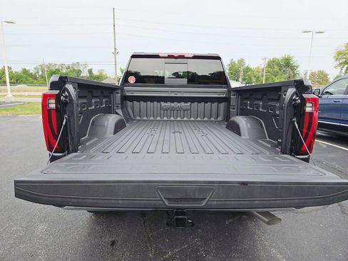 New 2026 GMC Sierra 2500 SLT w/ SLT Premium Package image 13