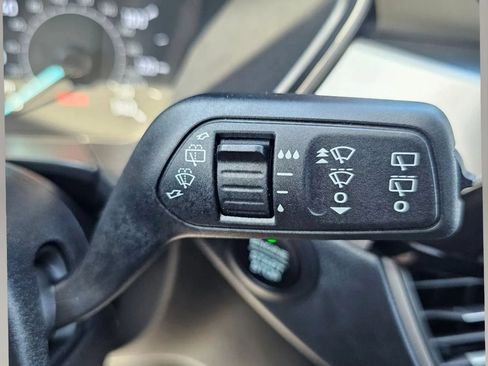 Used 2022 Ford Escape SE w/ Convenience Package AWD/4WD image 18