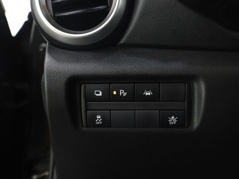 Used 2021 Nissan Versa S image 22