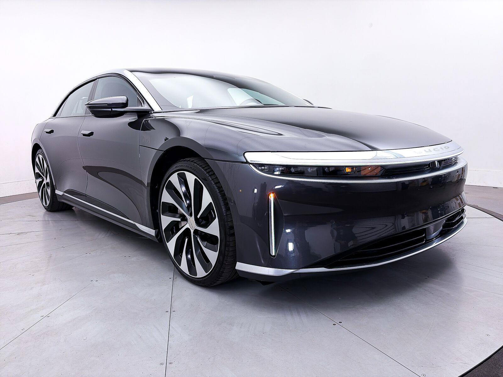 Used 2023 Lucid Air Touring AWD/4WD image 11