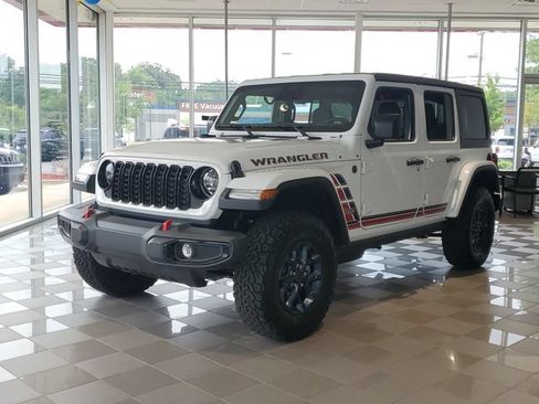 Used 2026 Jeep Wrangler Unlimited Sport w/ Dual Top Group AWD/4WD image 2