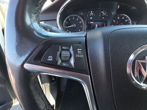 Used 2020 Buick Encore Preferred image 18