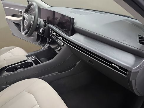 Certified 2025 Hyundai Sonata SEL FWD image 26