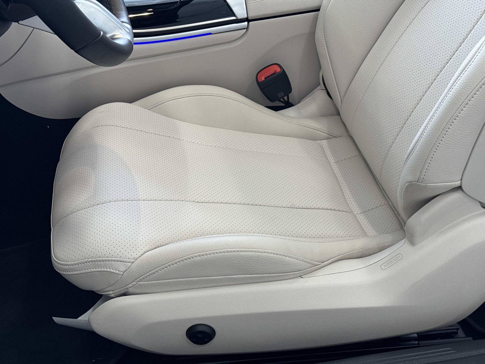 Certified 2024 Mercedes-Benz CLE 300 4MATIC Cabriolet image 7