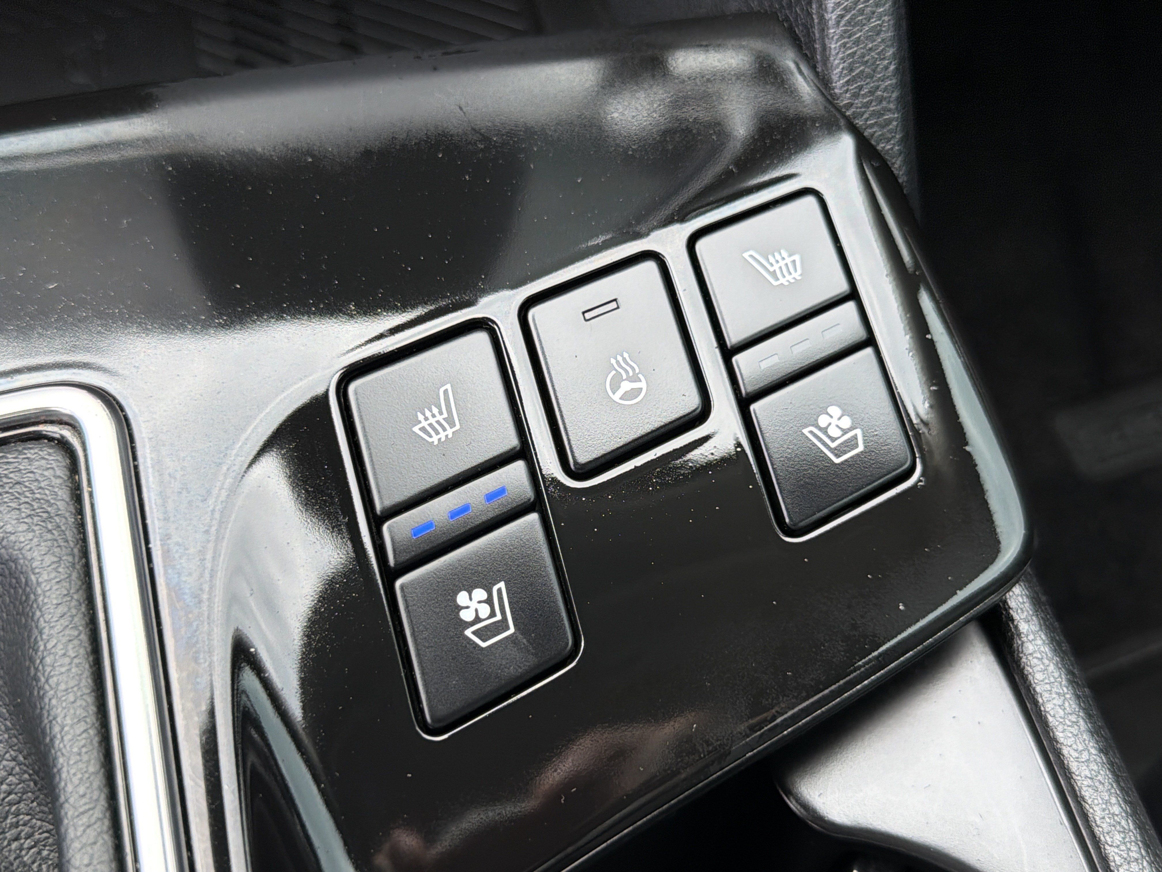 Used 2023 Kia Sportage SX FWD image 26