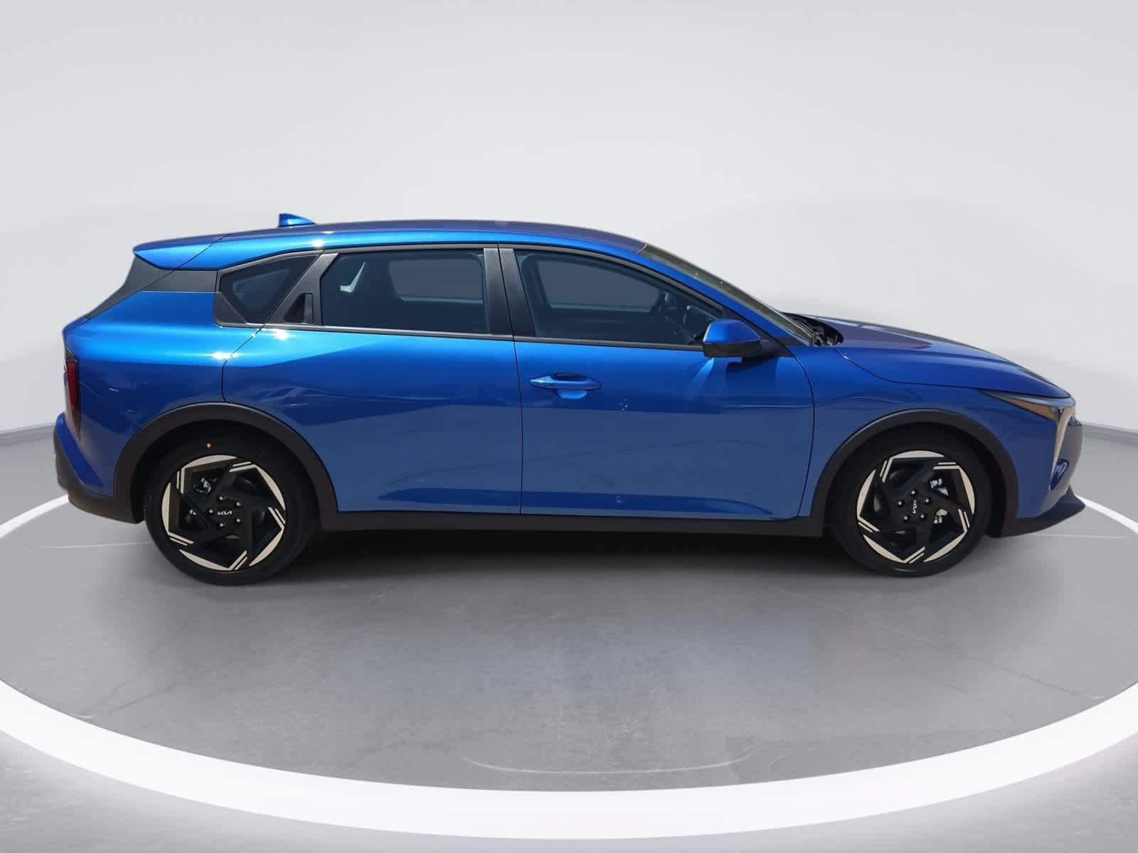 New 2026 Kia K4 EX FWD image 9