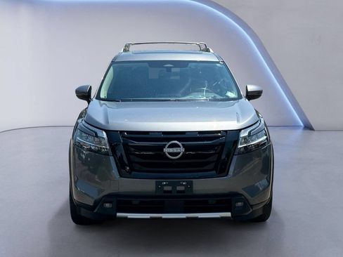 Used 2024 Nissan Pathfinder Platinum AWD/4WD image 8