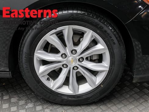 Used 2023 Chevrolet Malibu LT image 31