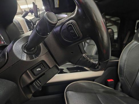 Used 2019 RAM 2500 Laramie AWD/4WD image 45