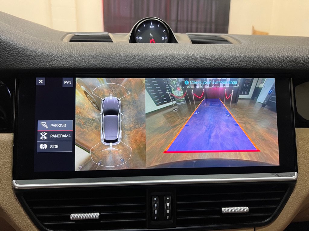 Used 2019 Porsche Cayenne S AWD/4WD image 48