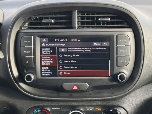 Used 2025 Kia Soul LX w/ LX Technology Package image 21