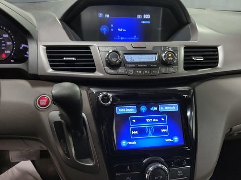 Used 2016 Honda Odyssey EX-L image 18