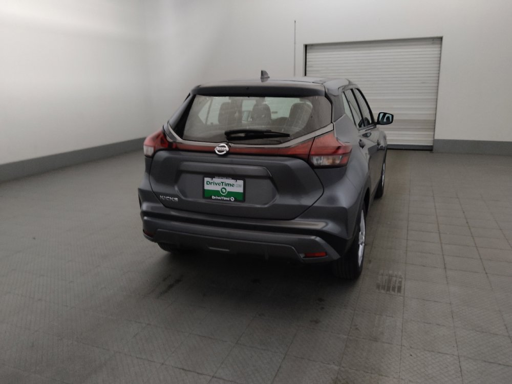 Used 2021 Nissan Kicks S FWD image 7