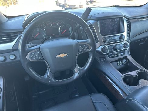 Used 2019 Chevrolet Tahoe LT image 23